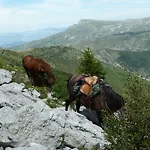 Des Monges Систерон